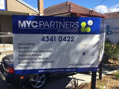 Blatch Tim & Julie - Accountant Find 1