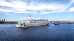 Cruise ship battles rough Pacific seas to save injured, stranded sailor Accountant Find
