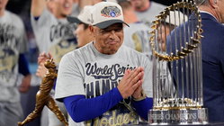 Dave Roberts calls criticism of Dodgers' spending 'lazy,' says rivals should 'look in the mirror' Accountant Find