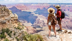 Hikers face urgent Grand Canyon heat warning after teen's death on popular trail Accountant Find