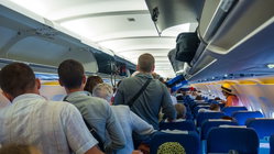 Major airline roasts passengers who jump up right after landing, igniting fierce backlash Accountant Find