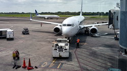 Military veteran's painful walk across airport tarmac sparks strangers to raise over $135K Accountant Find